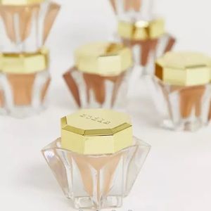 NIB Stila Lingerie Soufflé Skin Perfecting Color NIB